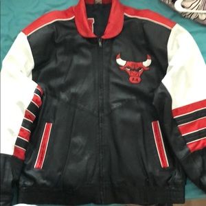 Authentic vintage Chicago Bulls reversible leather